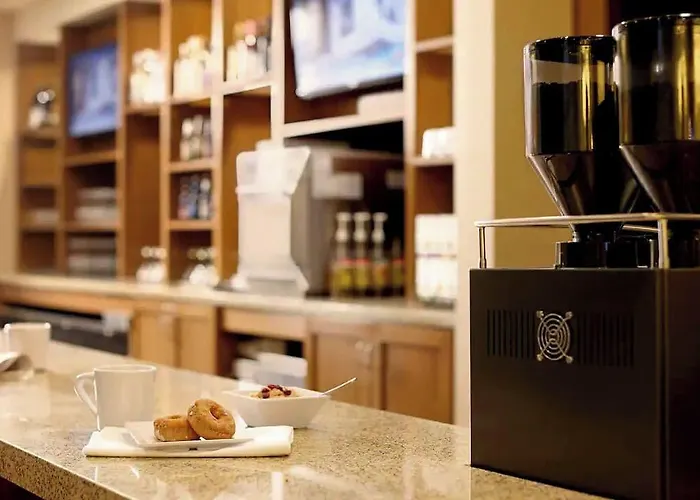 Hyatt Place Phoenix-north 4*