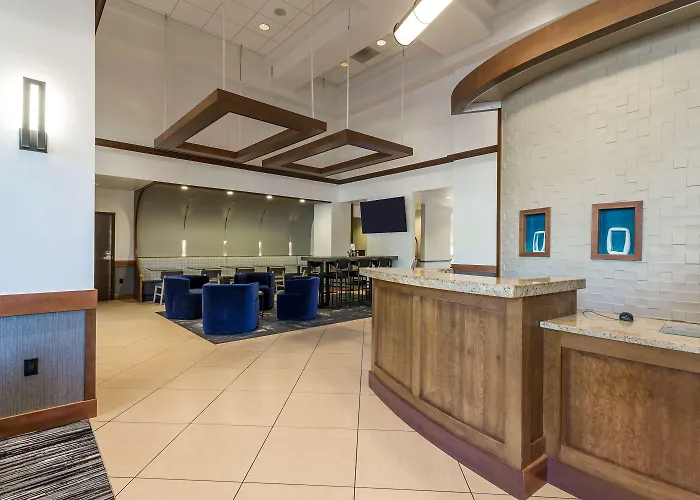 Hyatt Place Phoenix-north 4*